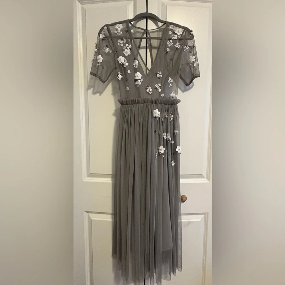 ASOS Gray Dress with White Floral Details - Picture 2 of 6